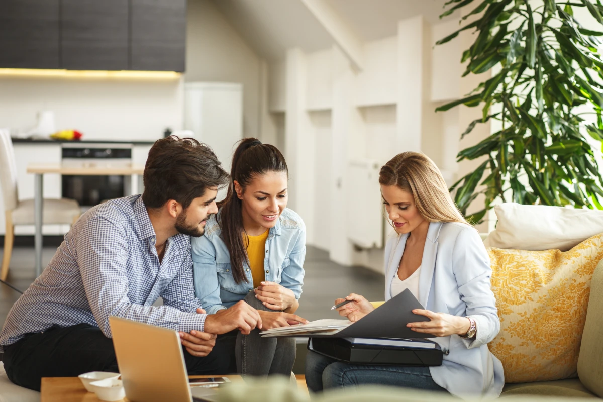 Vente de biens immobiliers dans des zones côtières en croissance : un marché attractif et dynamique