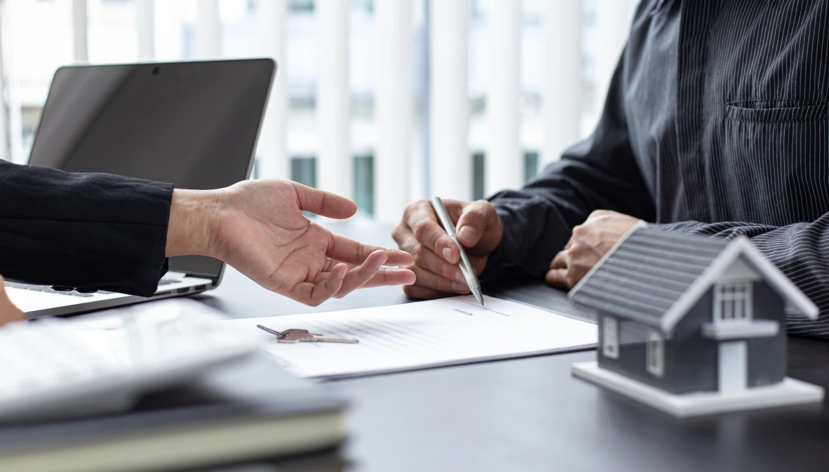 Propriétaire non-occupant : Pourquoi et comment souscrire une assurance adaptée